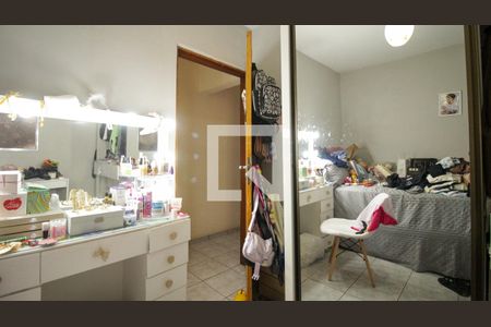 Quarto 2 de casa à venda com 4 quartos, 250m² em Vila Cruzeiro, São Paulo