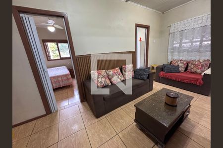 Sala de casa à venda com 3 quartos, 33m² em Feitoria, São Leopoldo