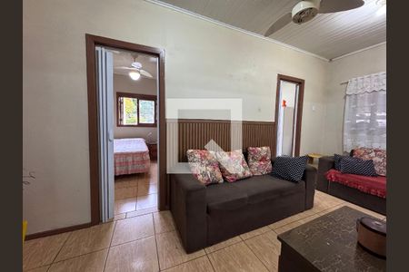 Sala de casa à venda com 3 quartos, 33m² em Feitoria, São Leopoldo