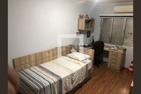 Casa à venda com 4 quartos, 340m² em Ipiranga, São Paulo