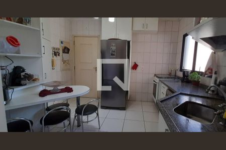 Cozinha de apartamento à venda com 3 quartos, 118m² em Água Fria, São Paulo