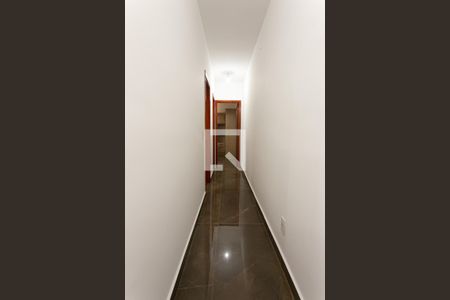 Corredor de apartamento para alugar com 2 quartos, 50m² em Vila Santa Isabel, São Paulo