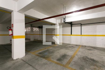 Garagem de apartamento para alugar com 2 quartos, 50m² em Vila Santa Isabel, São Paulo