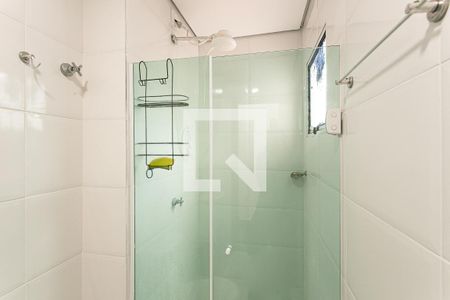 Banheiro de apartamento para alugar com 2 quartos, 50m² em Vila Santa Isabel, São Paulo