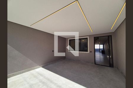 Casa à venda com 180m², 3 quartos e 2 vagasGaragem