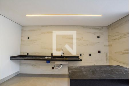 Casa à venda com 180m², 3 quartos e 2 vagasCozinha