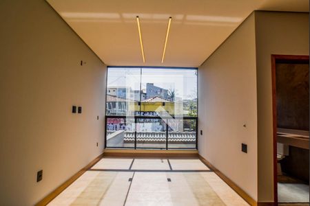 Casa à venda com 180m², 3 quartos e 2 vagasSuíte 3