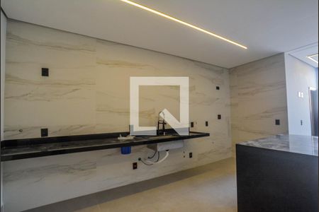 Casa à venda com 180m², 3 quartos e 2 vagasCozinha