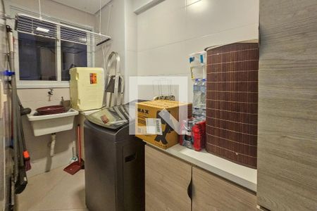 Área de serviço de apartamento para alugar com 3 quartos, 118m² em Balneario Guarujá, Guarujá