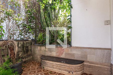 Jardim Lateral de casa à venda com 5 quartos, 600m² em Sumaré, São Paulo