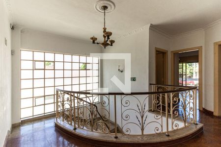 Corredor Superior de casa à venda com 5 quartos, 600m² em Sumaré, São Paulo