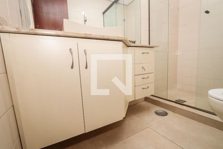 Banheiro de apartamento para alugar com 3 quartos, 71m² em Parque Munhoz, São Paulo