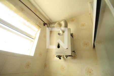 Banheiro de apartamento à venda com 2 quartos, 55m² em Camorim, Rio de Janeiro