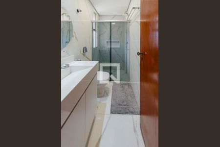 Banheiro Social de apartamento à venda com 3 quartos, 168m² em Coração Eucarístico, Belo Horizonte