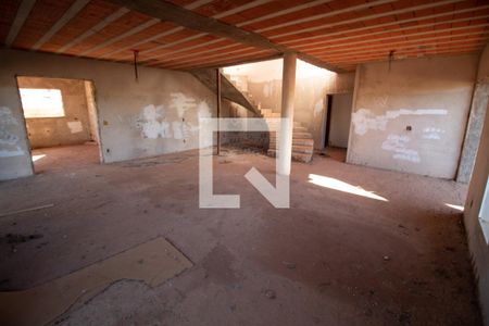 SALA de casa de condomínio à venda com 1 quarto, 600m² em Parque Xangrilá, Campinas