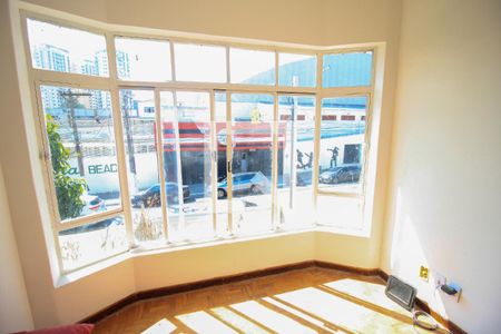 Sacada de casa para alugar com 2 quartos, 230m² em Vila Regente Feijó, São Paulo