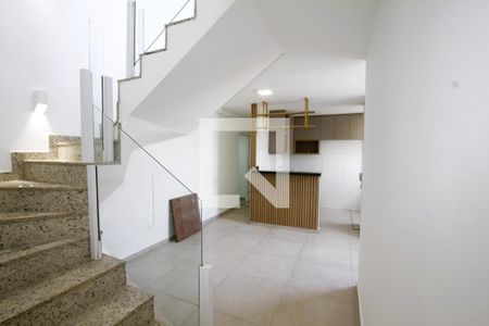 Sala de apartamento para alugar com 2 quartos, 111m² em Nova Suíça, Belo Horizonte