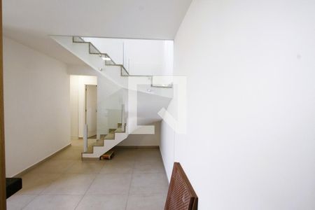 Sala de apartamento para alugar com 2 quartos, 111m² em Nova Suíça, Belo Horizonte