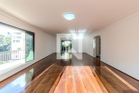 Sala de Estar de apartamento à venda com 4 quartos, 260m² em Higienópolis, São Paulo