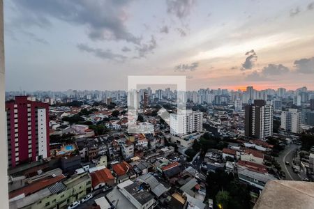 Vista Cozinha de apartamento à venda com 2 quartos, 144m² em Vila Gumercindo, São Paulo