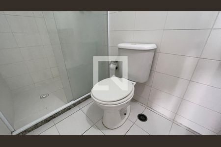 Banheiro de apartamento para alugar com 2 quartos, 51m² em Mandaqui, São Paulo