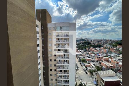 Vista Sala/Cozinha de apartamento para alugar com 2 quartos, 48m² em Vila Butantã, São Paulo