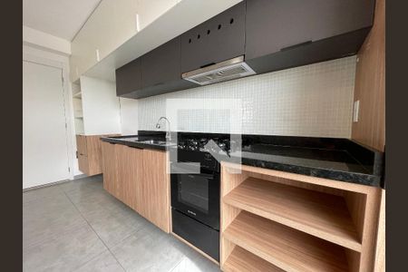 Cozinha de apartamento para alugar com 2 quartos, 48m² em Vila Butantã, São Paulo