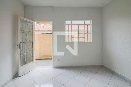 Casa para alugar com 1 quarto, 180m² em Jardim Ester Yolanda, São Paulo