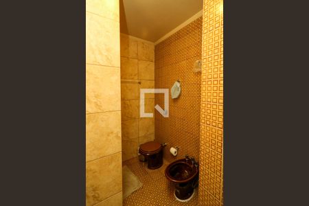 Banheiro 1 de casa à venda com 5 quartos, 500m² em Vila Conceição, Porto Alegre