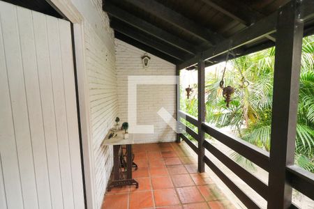 Sacada do Mezanino de casa à venda com 5 quartos, 500m² em Vila Conceição, Porto Alegre