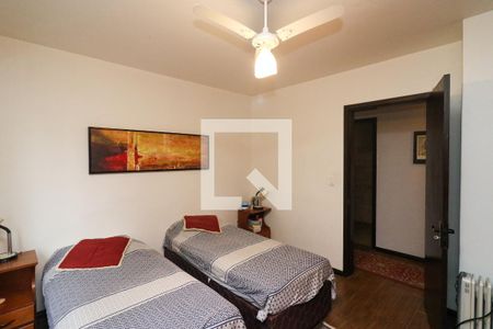 Quarto 2 de casa à venda com 5 quartos, 500m² em Vila Conceição, Porto Alegre