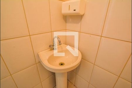 Banheiro de serviço de casa à venda com 5 quartos, 430m² em Vila Metalúrgica, Santo André