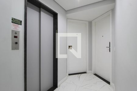 Hall de Entrada de apartamento à venda com 3 quartos, 220m² em Indianópolis, São Paulo