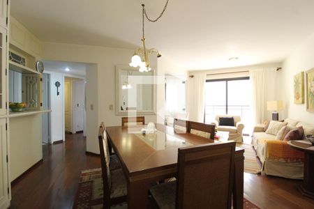 Sala de apartamento para alugar com 3 quartos, 220m² em Indianópolis, São Paulo