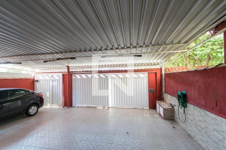 Quarto 1 Vista  de casa à venda com 4 quartos, 150m² em Irajá, Rio de Janeiro