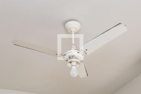 Sala de casa para alugar com 1 quarto, 160m² em Brás de Pina, Rio de Janeiro