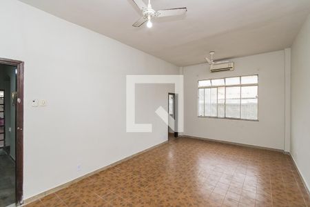 Sala de casa para alugar com 1 quarto, 160m² em Brás de Pina, Rio de Janeiro