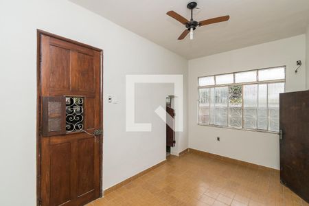 Suíte de casa para alugar com 1 quarto, 160m² em Brás de Pina, Rio de Janeiro