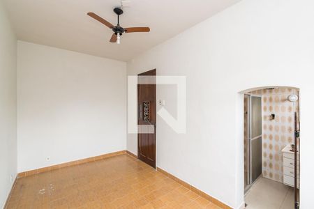 Suíte de casa para alugar com 1 quarto, 160m² em Brás de Pina, Rio de Janeiro
