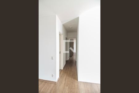 Corredor de apartamento para alugar com 3 quartos, 71m² em Vila Nossa Senhora da Escada, Barueri