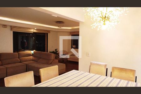 Sala de jantar de apartamento à venda com 3 quartos, 200m² em Tatuapé, São Paulo