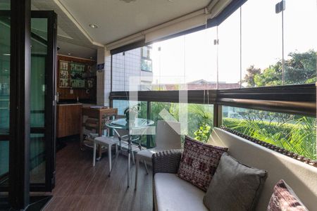 Varanda de apartamento à venda com 4 quartos, 193m² em Alto da Lapa, São Paulo