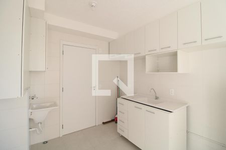 Sala/Cozinha de apartamento para alugar com 2 quartos, 32m² em Socorro, São Paulo