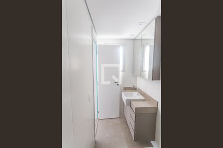 Banheiro da Suíte de apartamento para alugar com 2 quartos, 60m² em São Lucas, Belo Horizonte