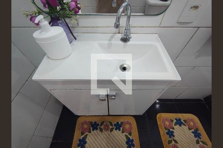 Banheiro  de casa à venda com 2 quartos, 190m² em Tanque, Rio de Janeiro