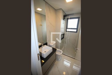 Banheiro da Suíte de apartamento para alugar com 1 quarto, 47m² em Parque Campolim, Sorocaba