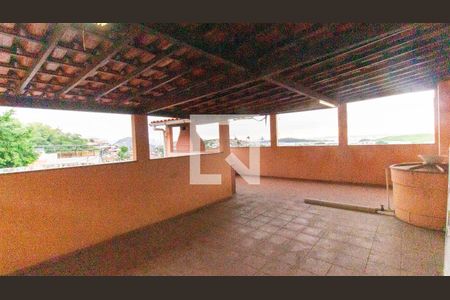 Terraço de casa à venda com 3 quartos, 230m² em Barreto, Niterói