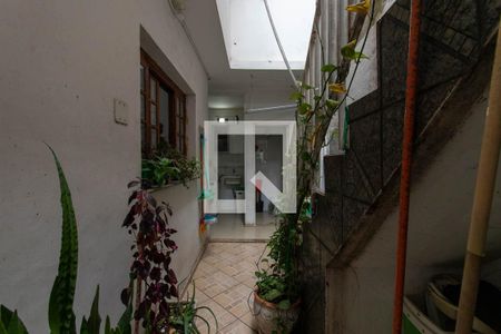 Corredor Externo de casa à venda com 3 quartos, 200m² em Vila Medeiros, São Paulo