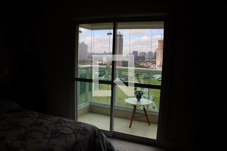 Vista da Suíte de apartamento à venda com 3 quartos, 200m² em Alphaville Empresarial, Barueri