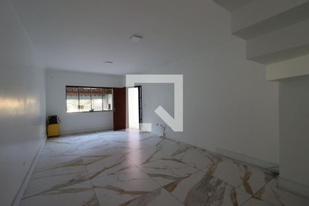 Sala de casa à venda com 3 quartos, 200m² em Parque Oratório, Santo André
